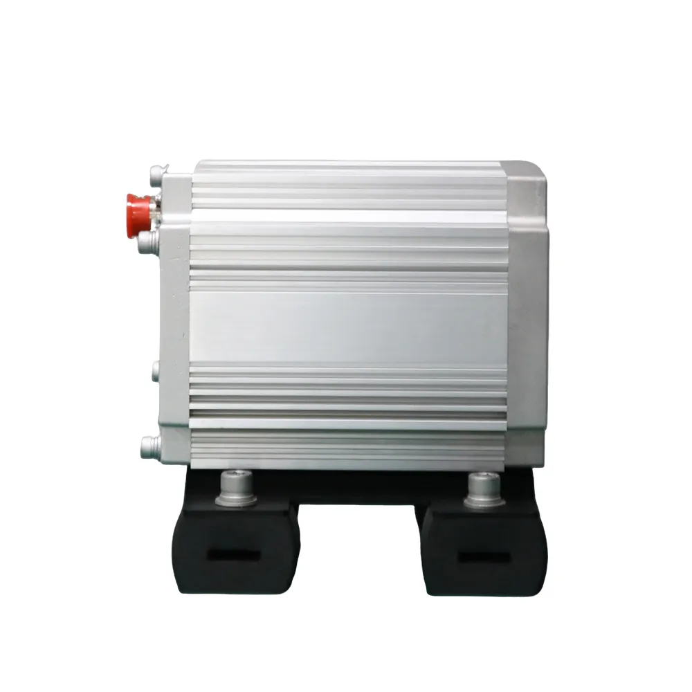 Permanent magnet synchronous single-source steering motor